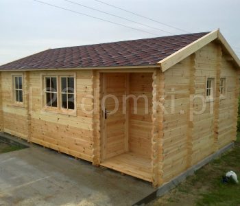 drewniany domek parterowy